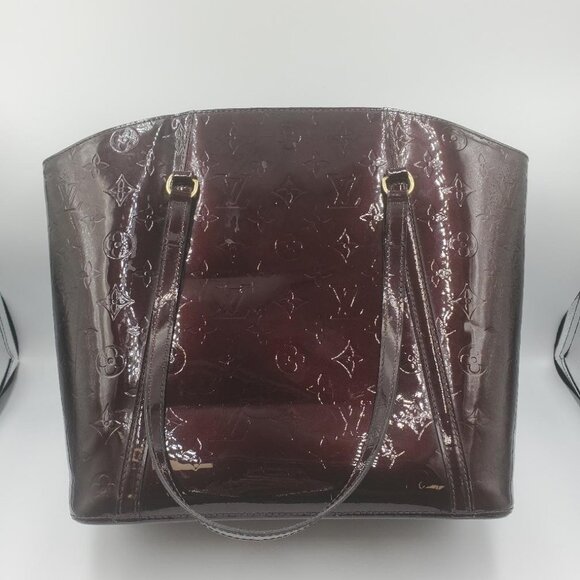Louis Vuitton Handbags - LOUIS VUITTON VERNIS AVALON MM